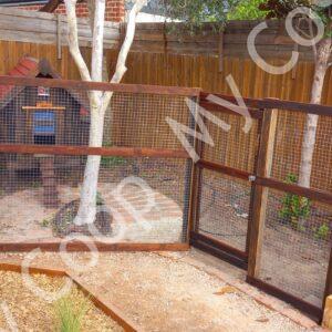 Chicken run fence